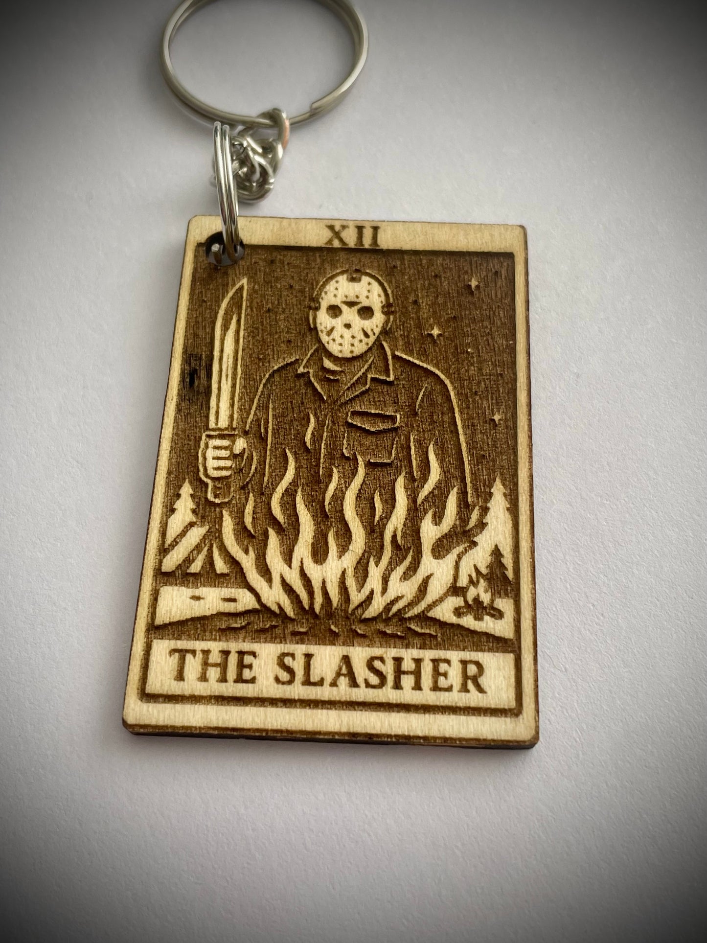 Slasher Tarot Keychain – Jason-Inspired Gothic Accessory