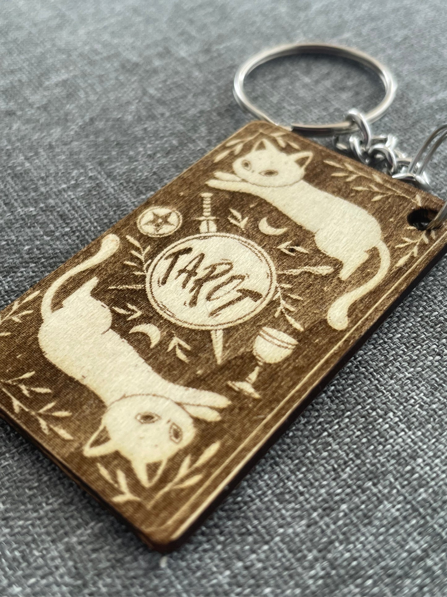 Tarot Cat Keychain – Wheel of Fortune Wooden Witchy Gift