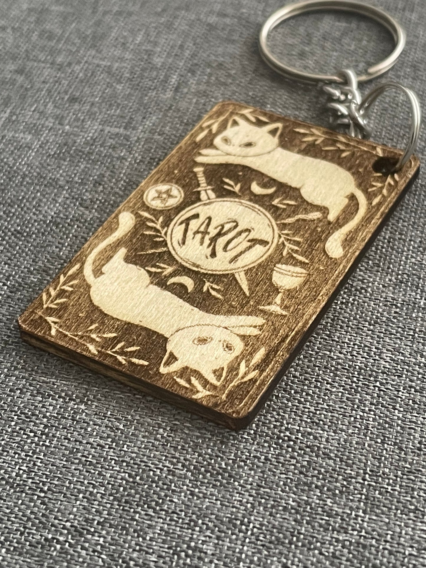 Tarot Cat Keychain – Eight of Cups Spiritual Charm
